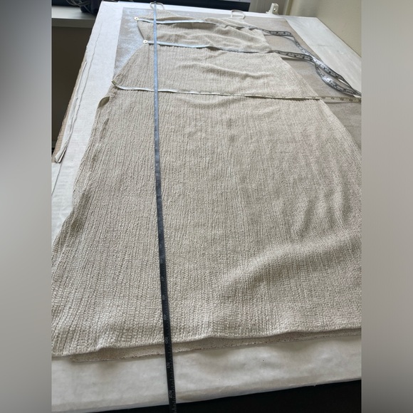 ☘️ Zara Textured Midi Slip Dress with Side Slit in Cream Beige, M - Picture 3 of 15